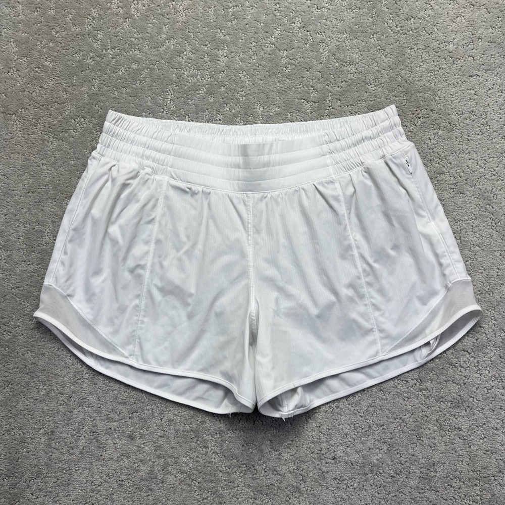 Lululemon Shorts Womens Size 10 Tall White Hotty Hot High Rise 4" Inseam Lined